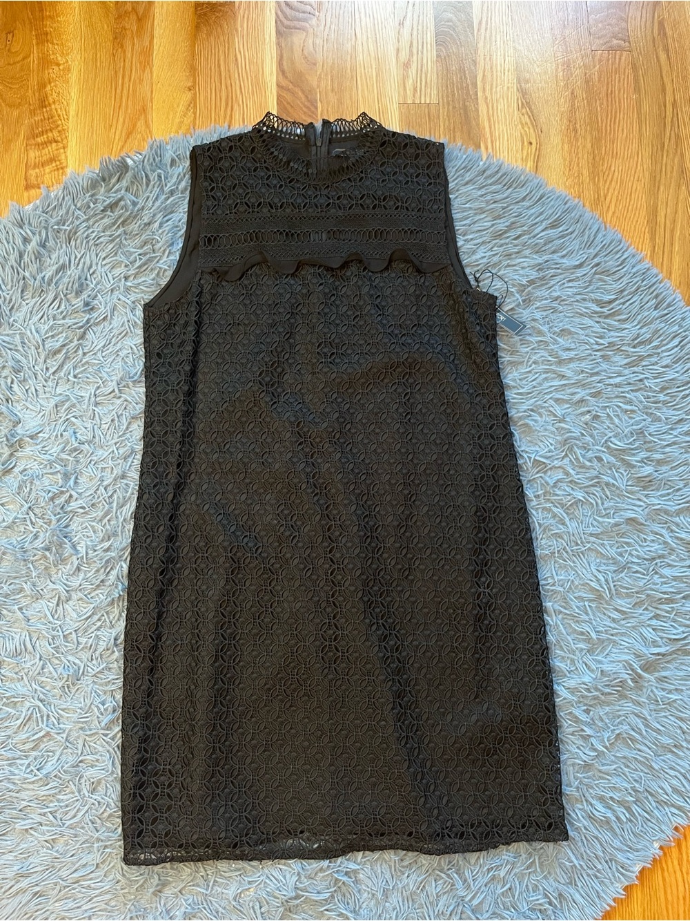 MaxSport Sleeveless Crochet Lace Overlay Mock Neck Black Shift Dress Size L NWT
